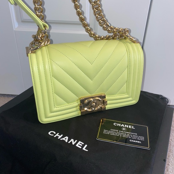 *RARE* Small Chanel Boy Flap Bag Chevron Lambskin - Picture 7 of 9